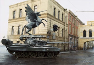 FOCUS OF THE WEEK: GOLDENEYE TANK CHASE