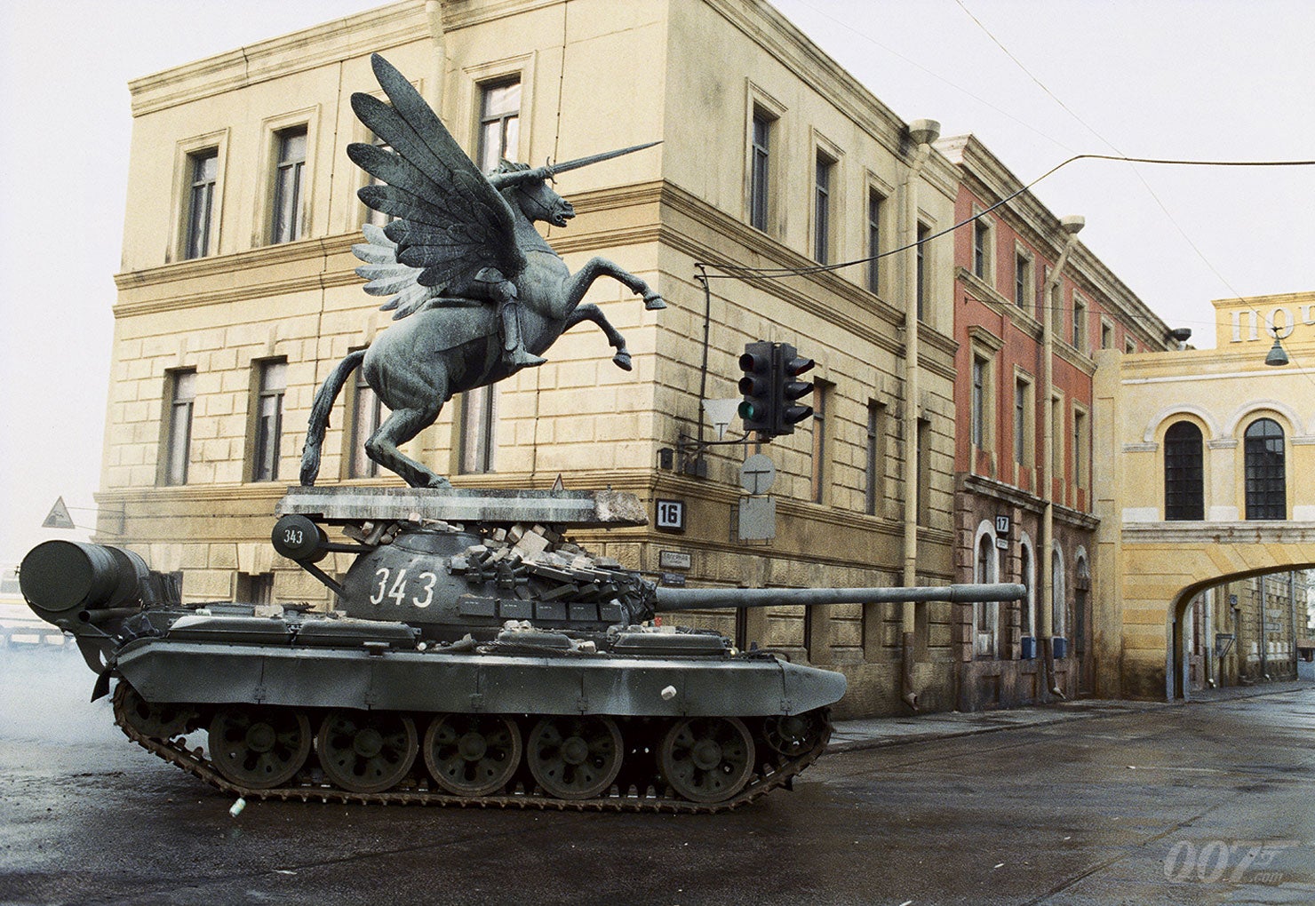 Focus Of The Week: <i>GoldenEye</i> Tank Chase
