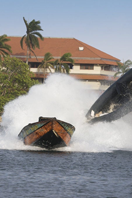 Quantum Of Solace Boat Chase