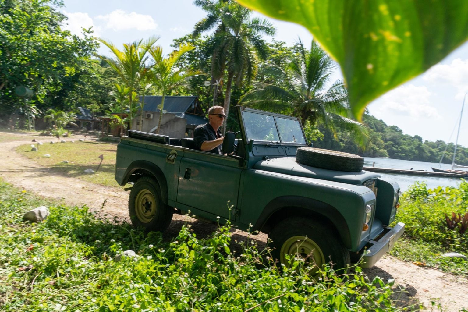 James-Bond-in-his-Land-Rover-Series-III-in-Jamaica | James Bond 007
