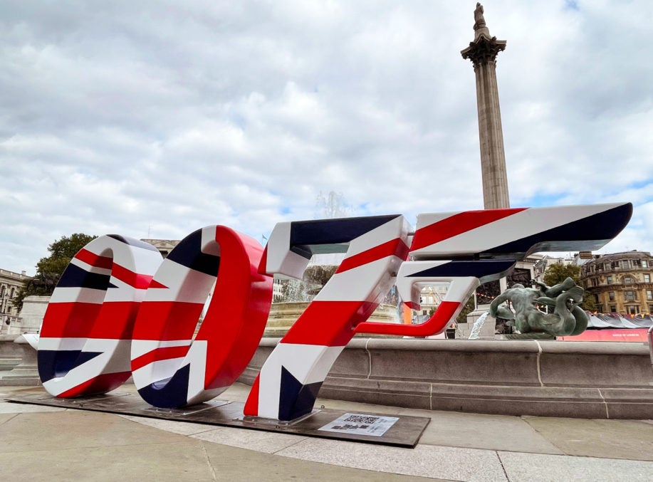 007 Sculpture In Trafalgar Square