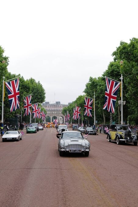 007 Celebrates The Queen’s Platinum Jubilee