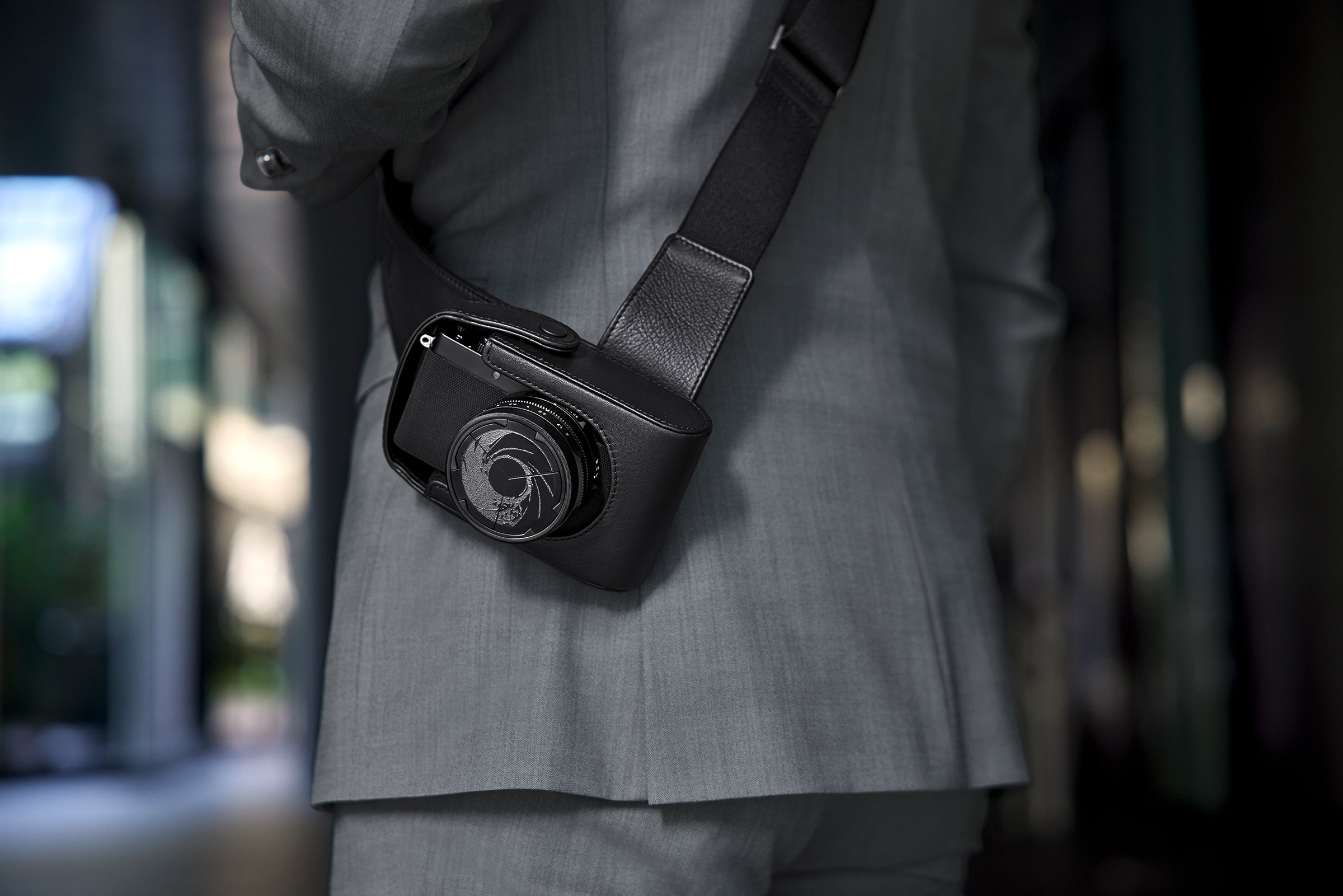 Leica Release D-Lux 7 007 Edition Camera