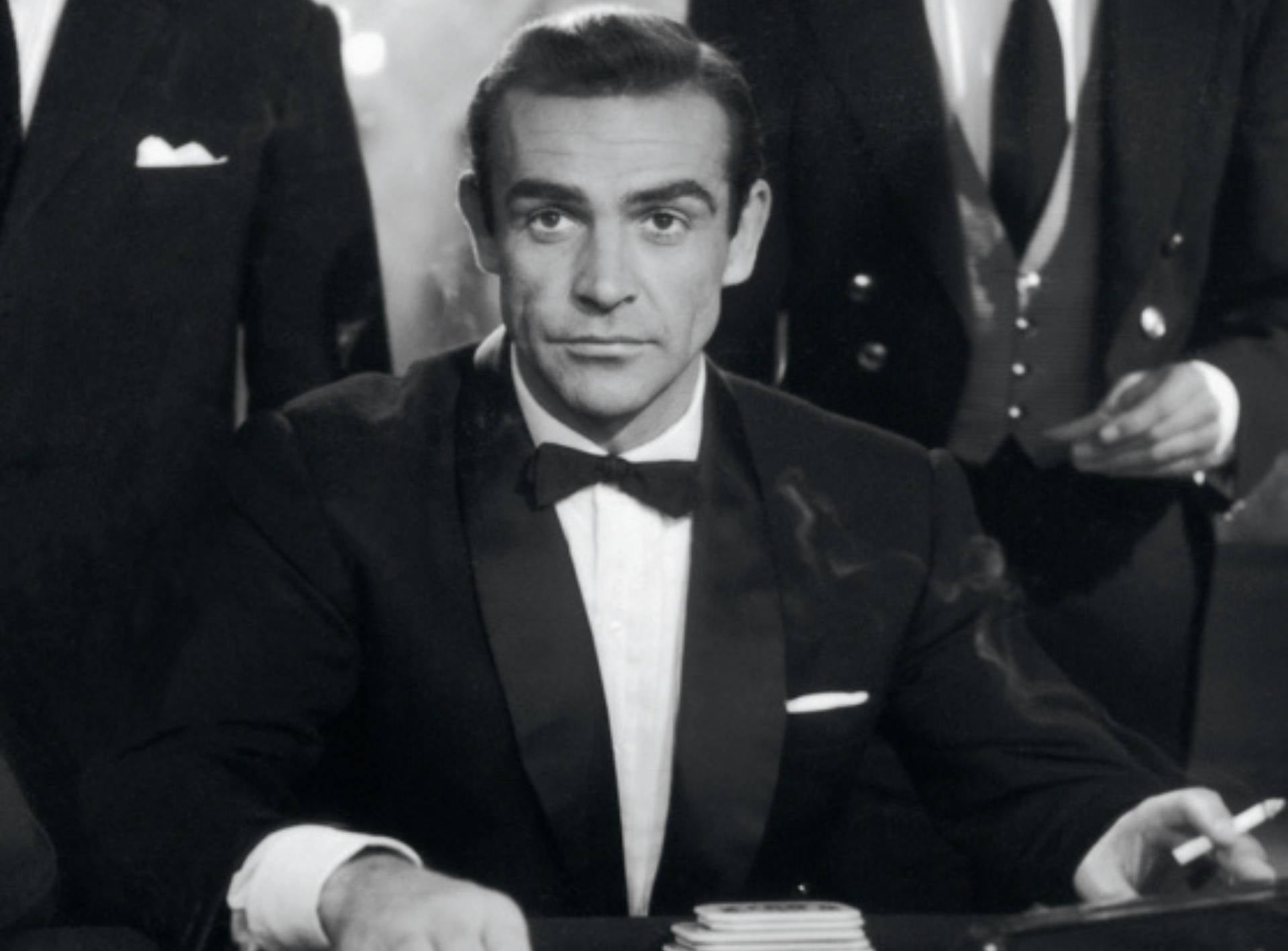 James Bond: 25 Iconic Shots
