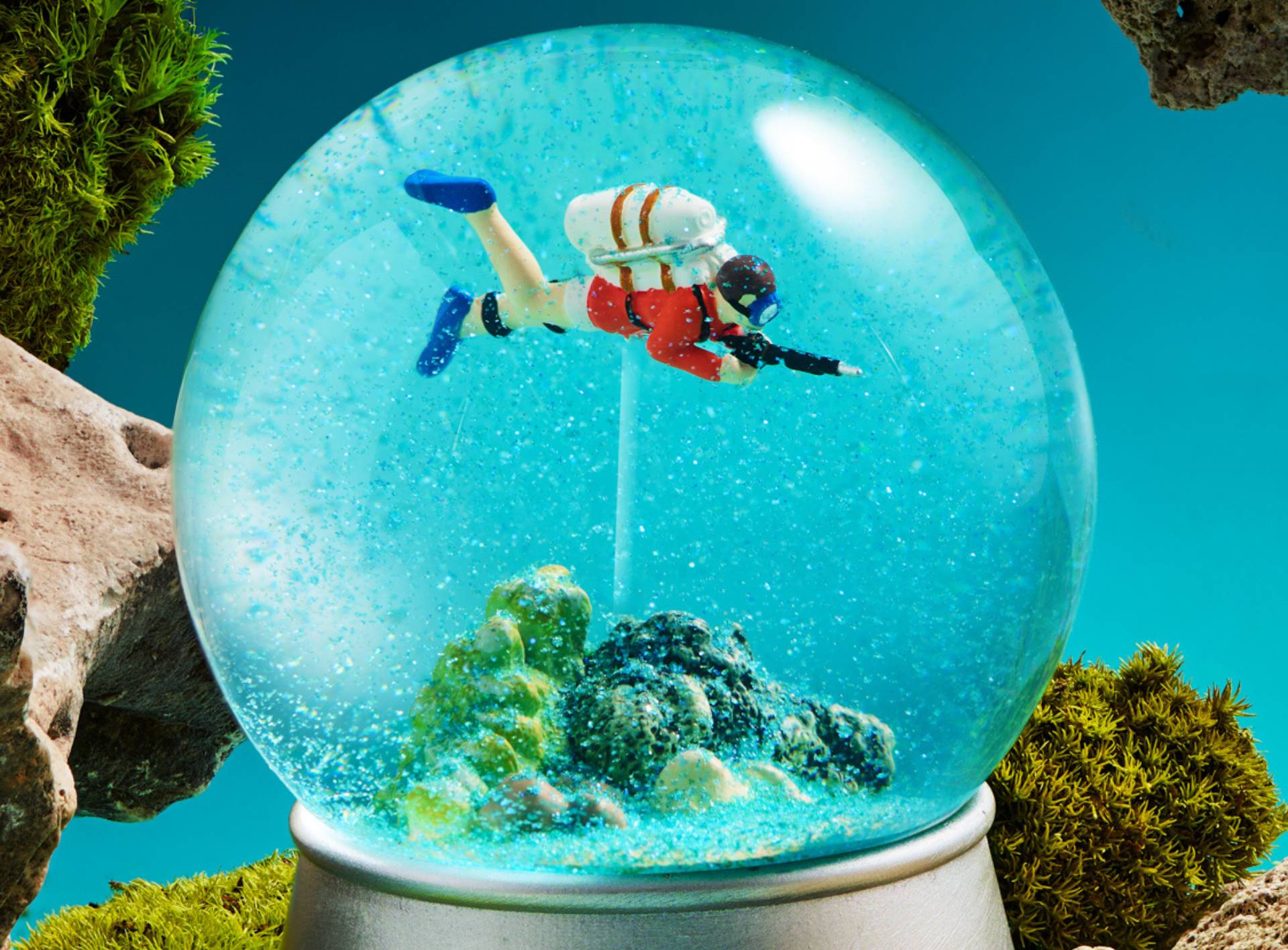 James Bond Thunderball Sea Globe Limited Edition