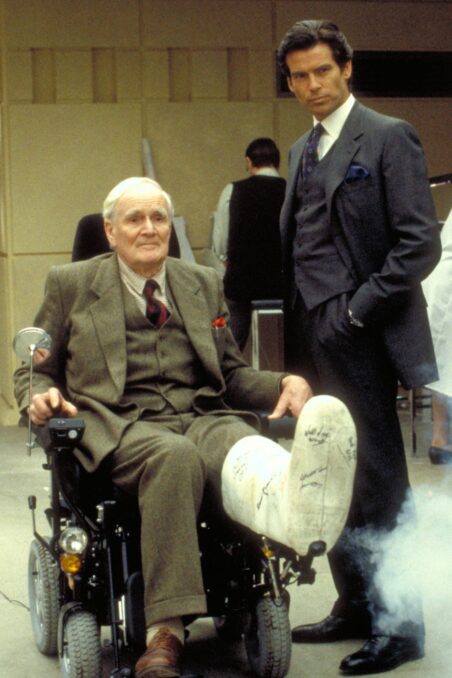 Ten Unforgettable Desmond Llewelyn Moments